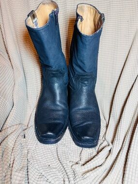 Verthali Black Leather Biker Boots with genuine leather made in Mexico